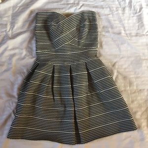 ILLA ILLA strapless dress NWT